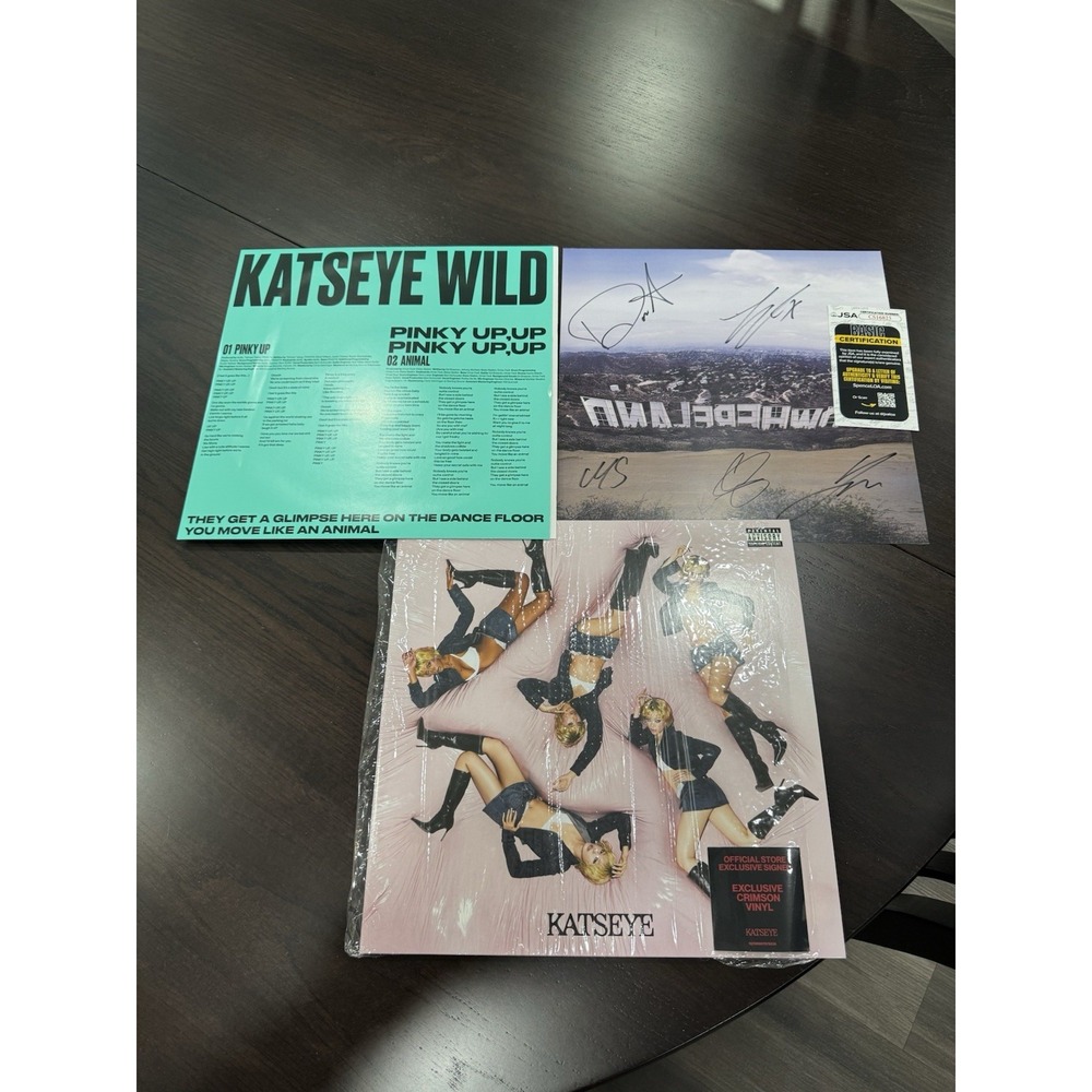 KATSEYE "Wild" Official Store Exclusive Signed By All Members Vinyl Crimson JSA